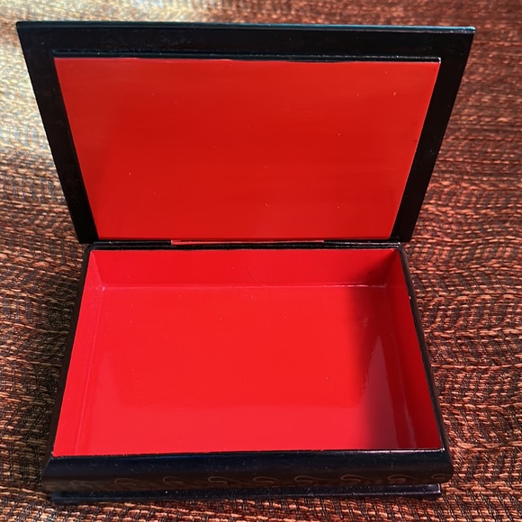 A trinket box of wood featuring the cathedral square in Moscow. - Picture 3 of 3